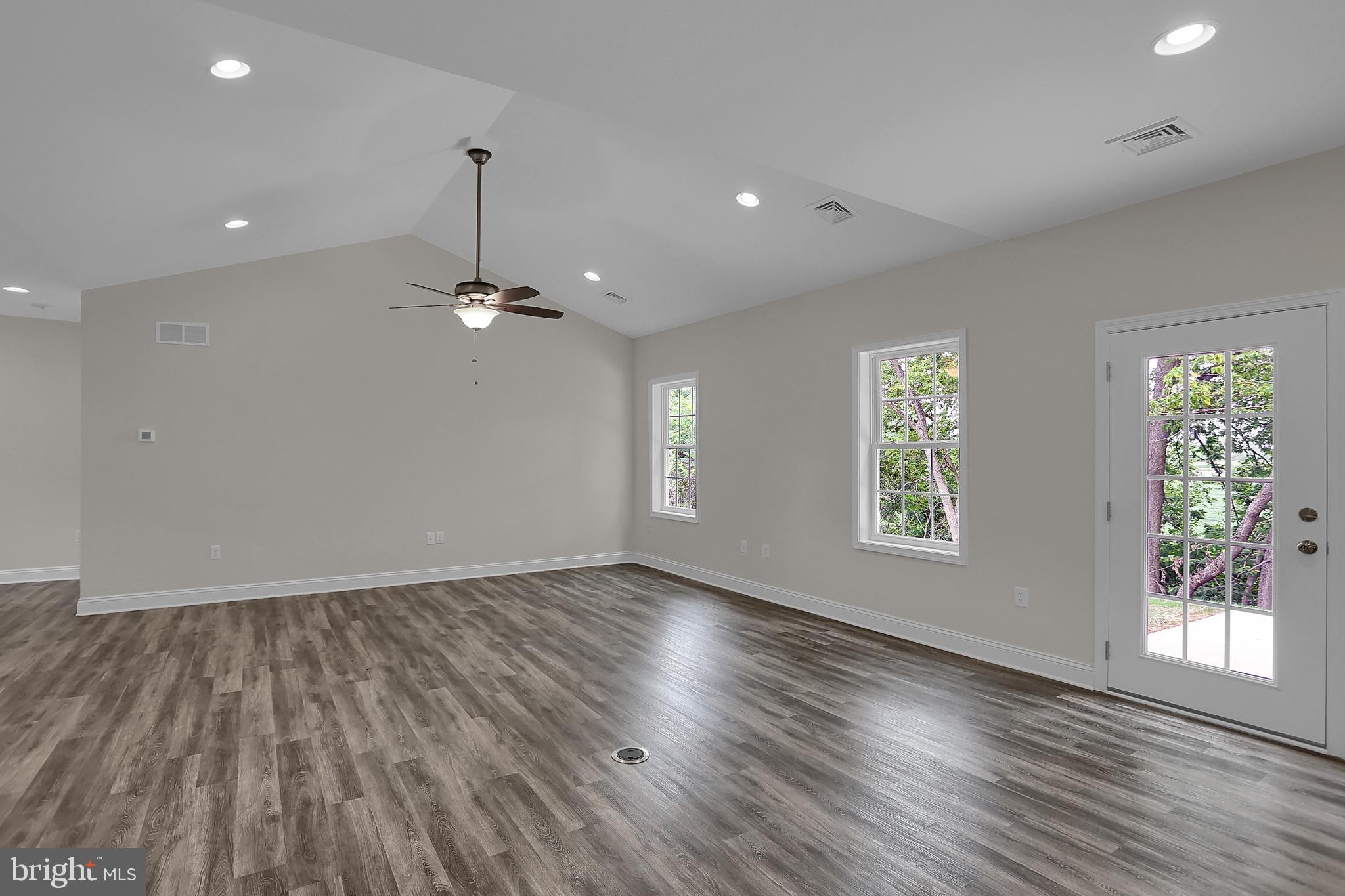 902 Dunbar Road Carlisle, PA 17013 - Photo 18 of 31 Gallery Image 18