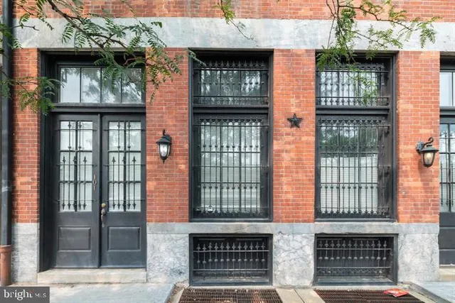 $327,000 | 50 North Front Street, Unit 101, Philadelphia, PA 19106