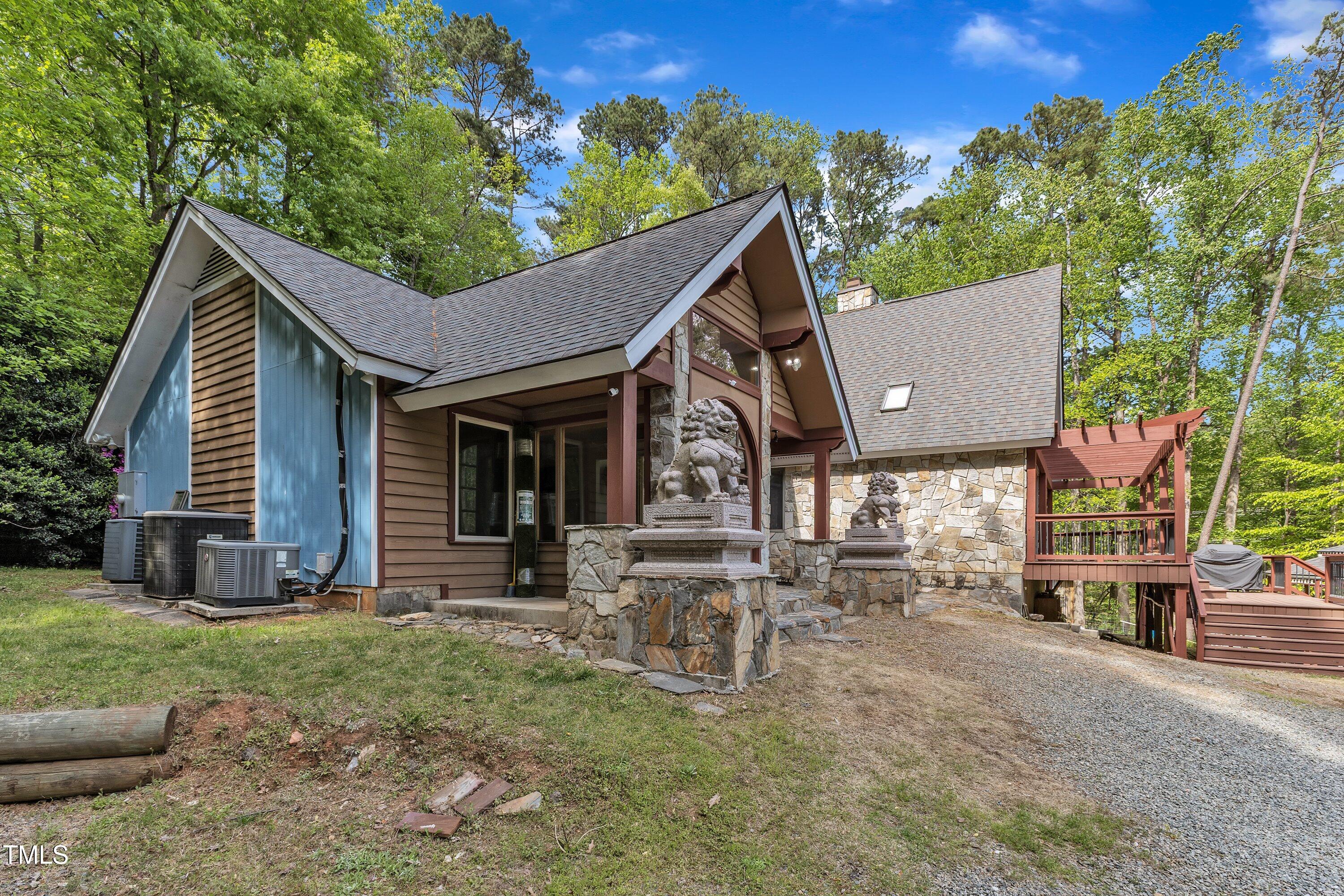 11209 Sedgefield Drive Raleigh, NC 27613 - Photo 9 of 78 09-11209 Sedgefield Dr-25