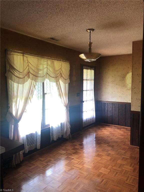 2380 E Road Walnut Cove, NC 27052 - Photo 12 of 27