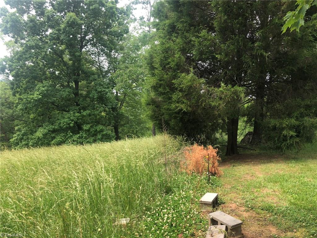 2380 E Road Walnut Cove, NC 27052 - Photo 25 of 27