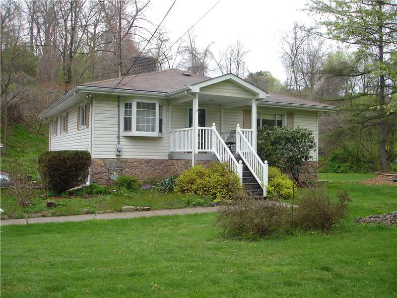 215 Jackson Road Plum, PA 15239 - Photo 1 of 20 Exterior Front.