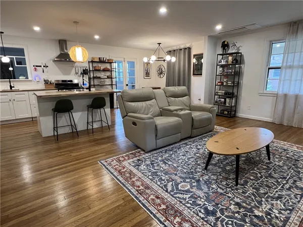 $459,000 | 213 Kensington Drive, Savannah, GA 31405