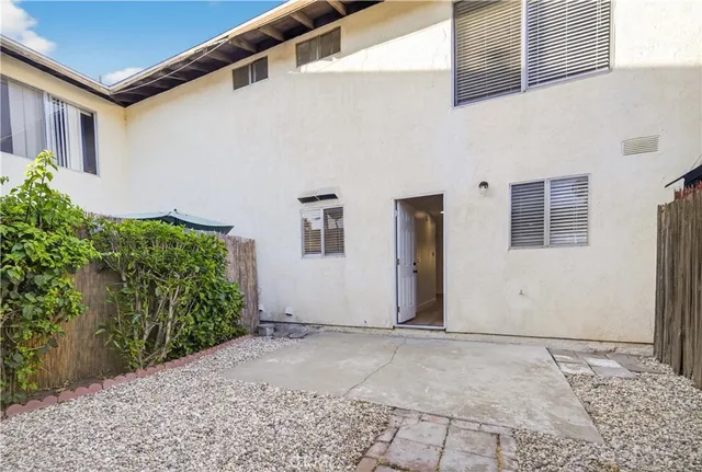 $2,695 | 700 West Gonzales Road, Unit F, Oxnard, CA 93036