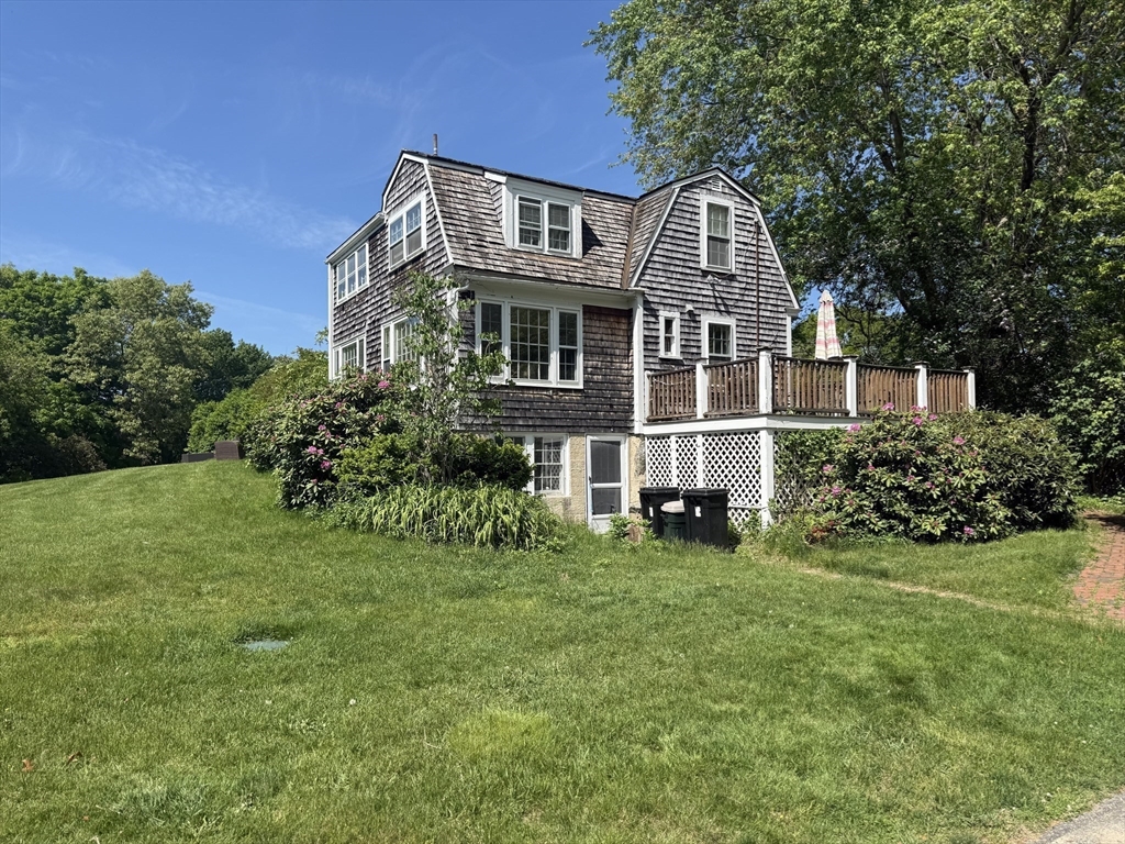47 Clifford Road Plymouth, MA 02360 - Photo 4 of 35