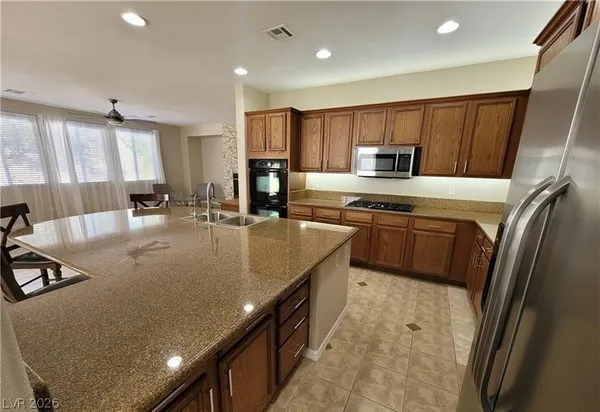 $3,500 | 971 Armandito Drive, Las Vegas, NV 89138