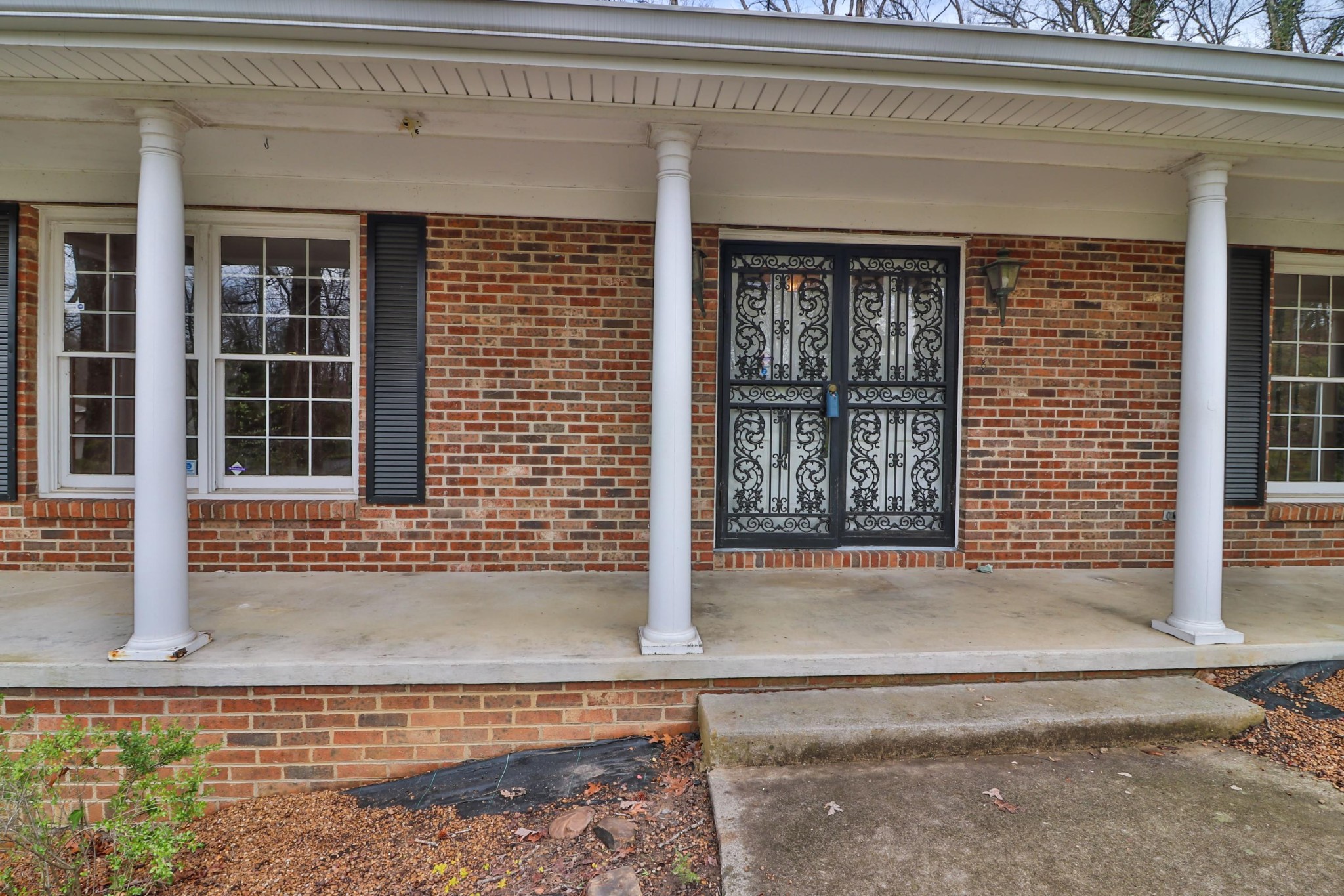 135 Newell Lane Oak Ridge, TN 37830 - Photo 3 of 36 Gallery Image 3