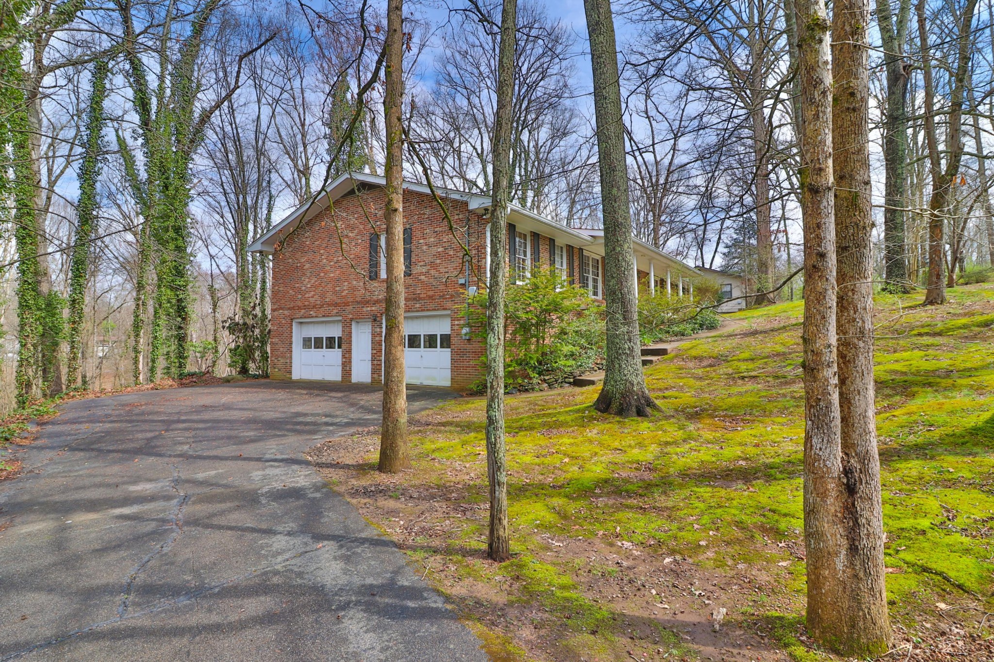 135 Newell Lane Oak Ridge, TN 37830 - Photo 34 of 36 Gallery Image 34