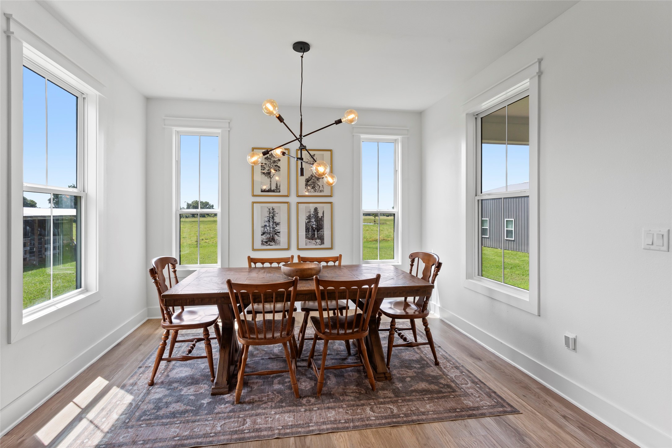 4473 County Road 172 Alvin, TX 77511 - Photo 11 of 36 Dining area with gorgeous windows