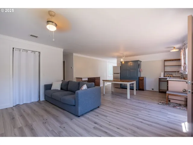 $399,000 | 135 Laurel Street, Gleneden Beach, OR 97388