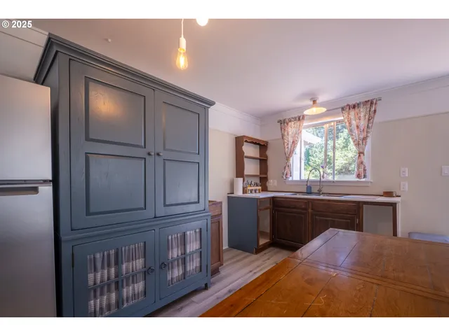 $399,000 | 135 Laurel Street, Gleneden Beach, OR 97388