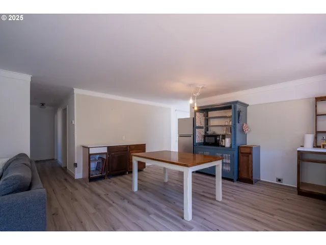 $399,000 | 135 Laurel Street, Gleneden Beach, OR 97388