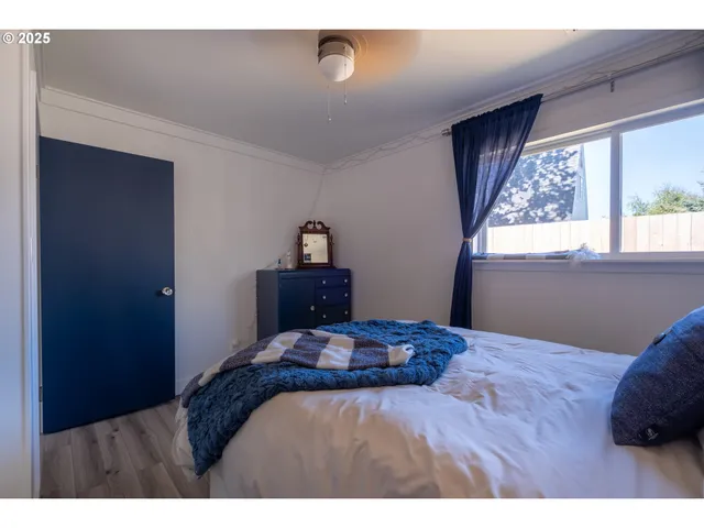 $399,000 | 135 Laurel Street, Gleneden Beach, OR 97388