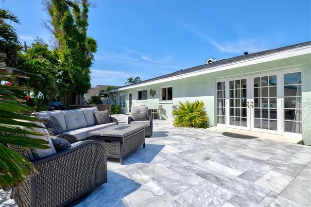 $1,875,000 | 605 Cornwell On The Gulf, Venice, FL 34285
