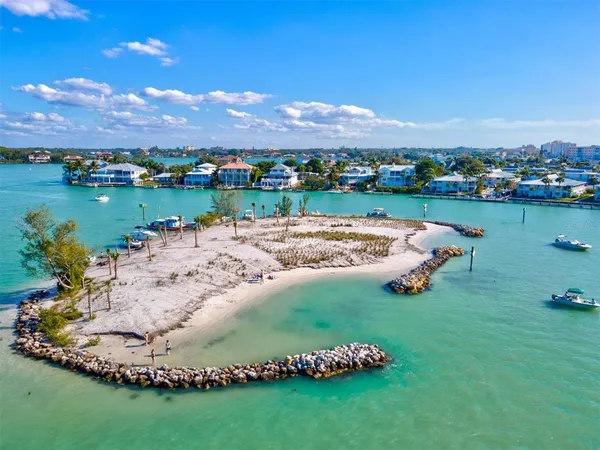 $1,695,000 | 605 Cornwell On The Gulf, Venice, FL 34285