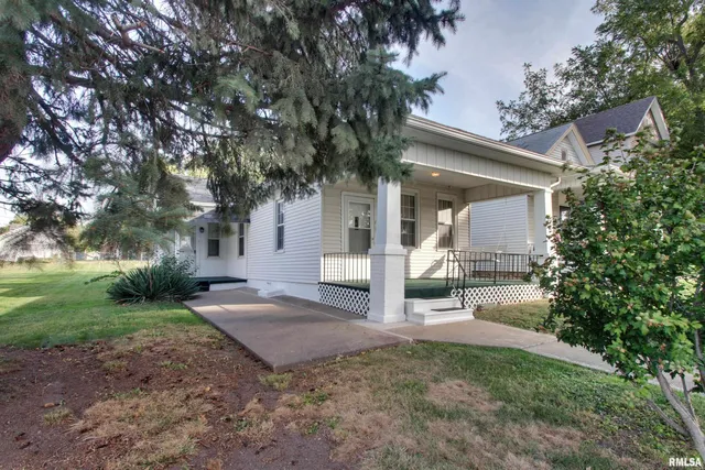 $99,900 | 2069 Spring Street, Quincy, IL 62301