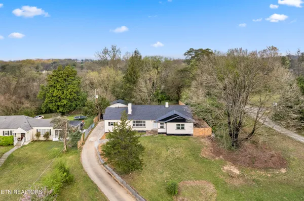 $525,000 | 4207 Holston Hills Road, Knoxville, TN 37914