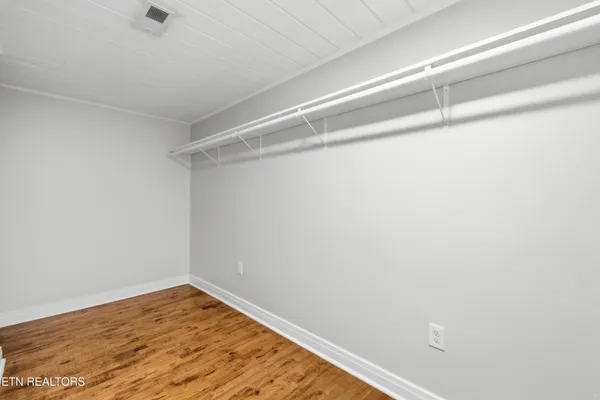 $525,000 | 4207 Holston Hills Road, Knoxville, TN 37914