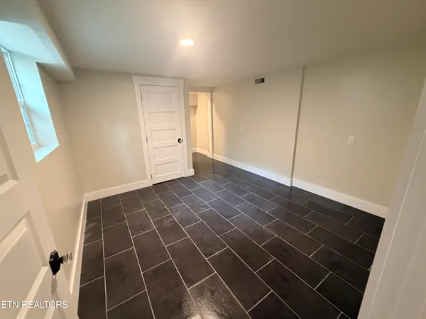 $525,000 | 4207 Holston Hills Road, Knoxville, TN 37914