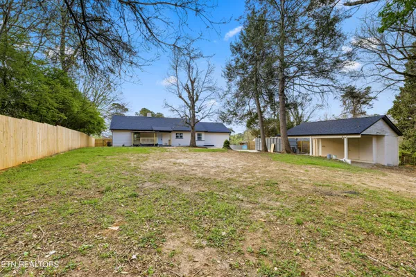 $525,000 | 4207 Holston Hills Road, Knoxville, TN 37914