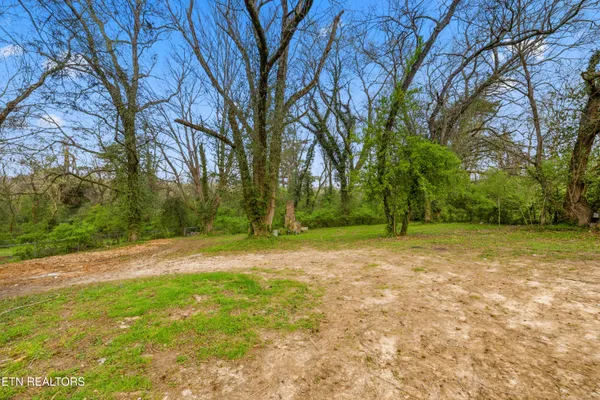 $525,000 | 4207 Holston Hills Road, Knoxville, TN 37914