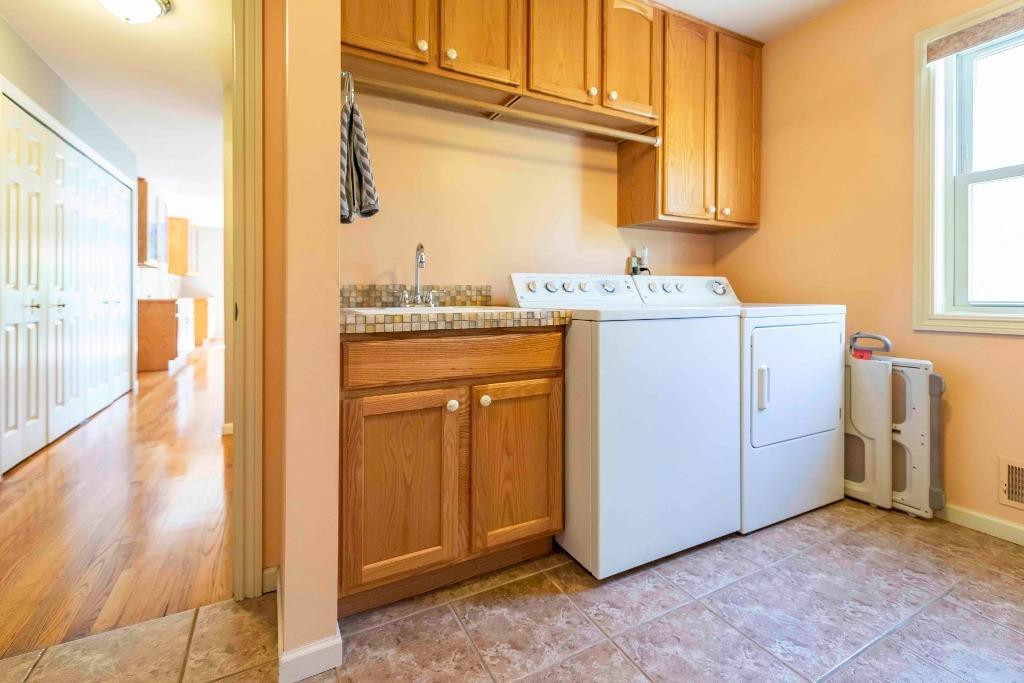 37211 Howard Road Farmington Hills, MI 48331 - Photo 12 of 83 Photo 12