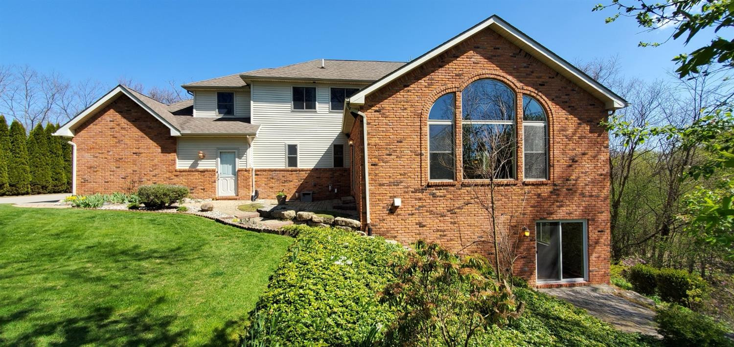 37211 Howard Road Farmington Hills, MI 48331 - Photo 65 of 83 Exterior View of backside of Great Room