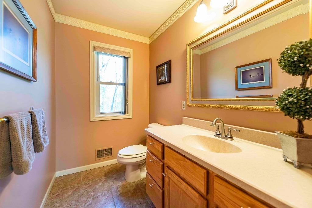 37211 Howard Road Farmington Hills, MI 48331 - Photo 10 of 83 Photo 10