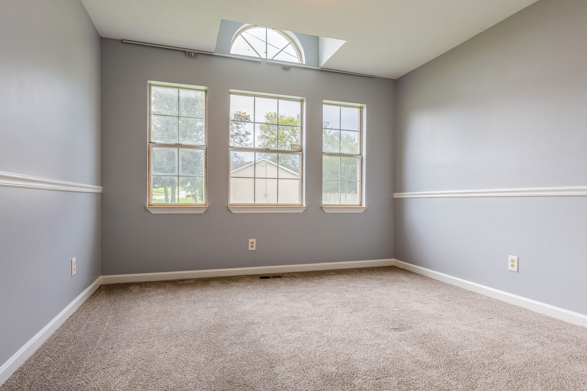 3218 Country Hill Road Antioch, TN 37013 - Photo 11 of 22 an empty room with a window