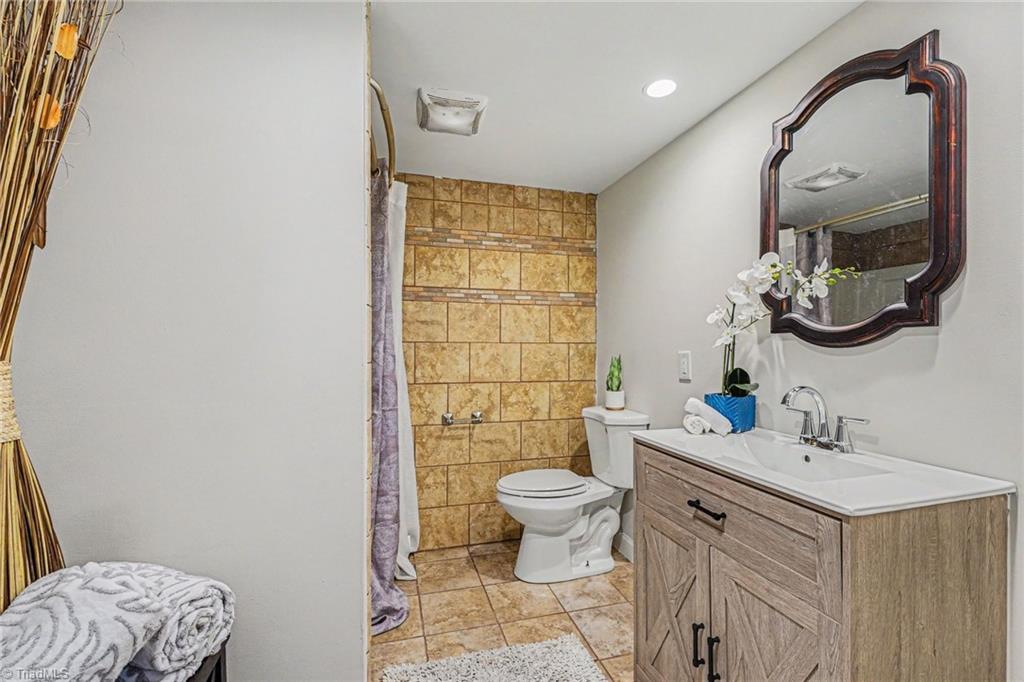 8124 East Harrell Road Oak Ridge, NC 27310 - Photo 29 of 43