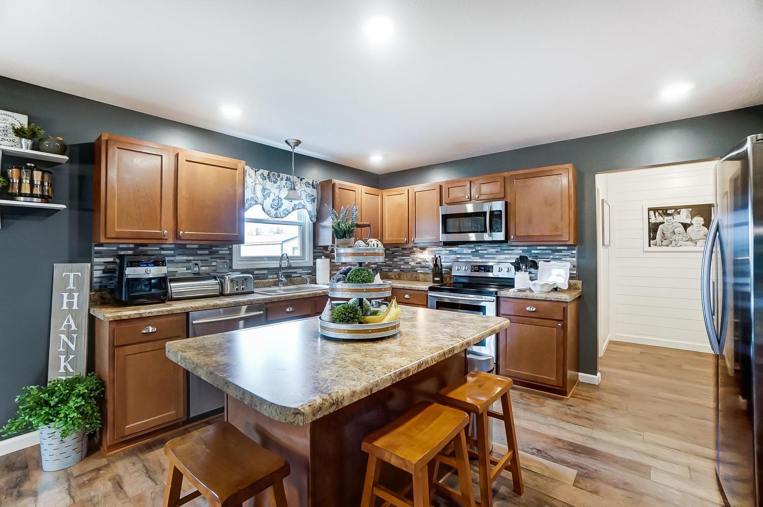 1114 Snyder Road Chillicothe, OH 45601 - Photo 14 of 47