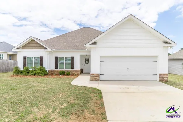$300,000 | 100 Sutter Butte Place, Bonaire, GA 31005