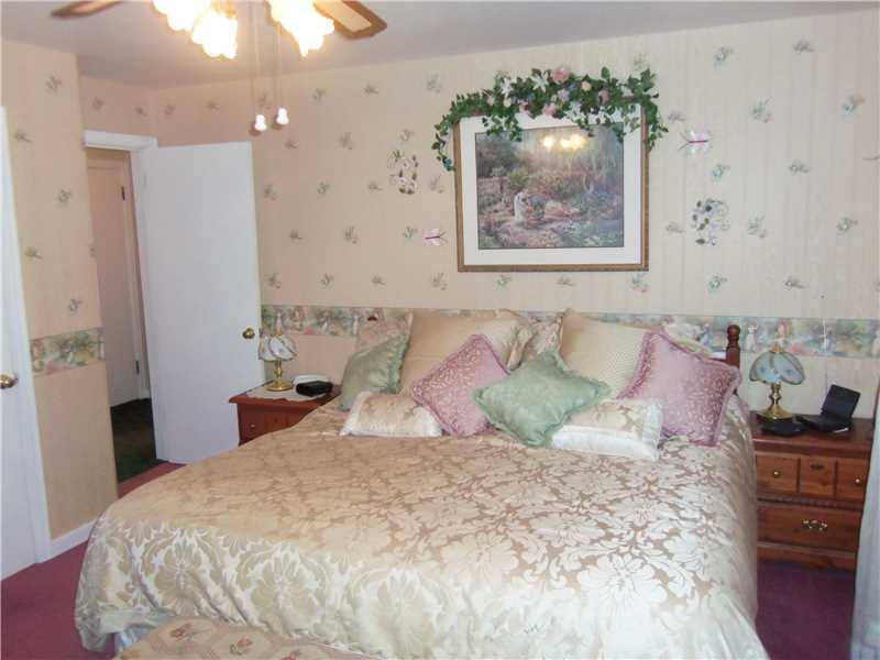 142 Pine Run Church Road Apollo, PA 15613 - Photo 16 of 21 Bedroom.