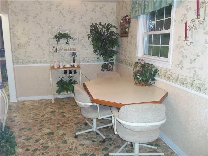 142 Pine Run Church Road Apollo, PA 15613 - Photo 20 of 21 Dining Room.