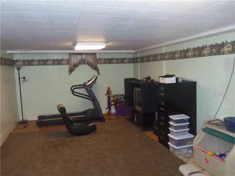 142 Pine Run Church Road Apollo, PA 15613 - Photo 21 of 21 Basement/Game Room.