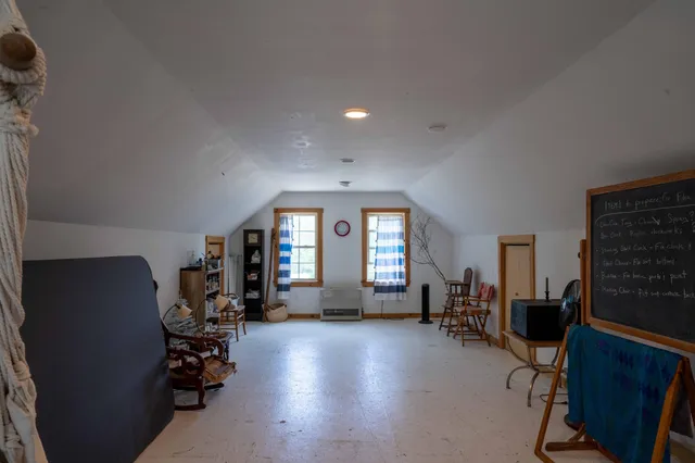 $445,000 | 337 Hatch Road, Jackson, ME 04921