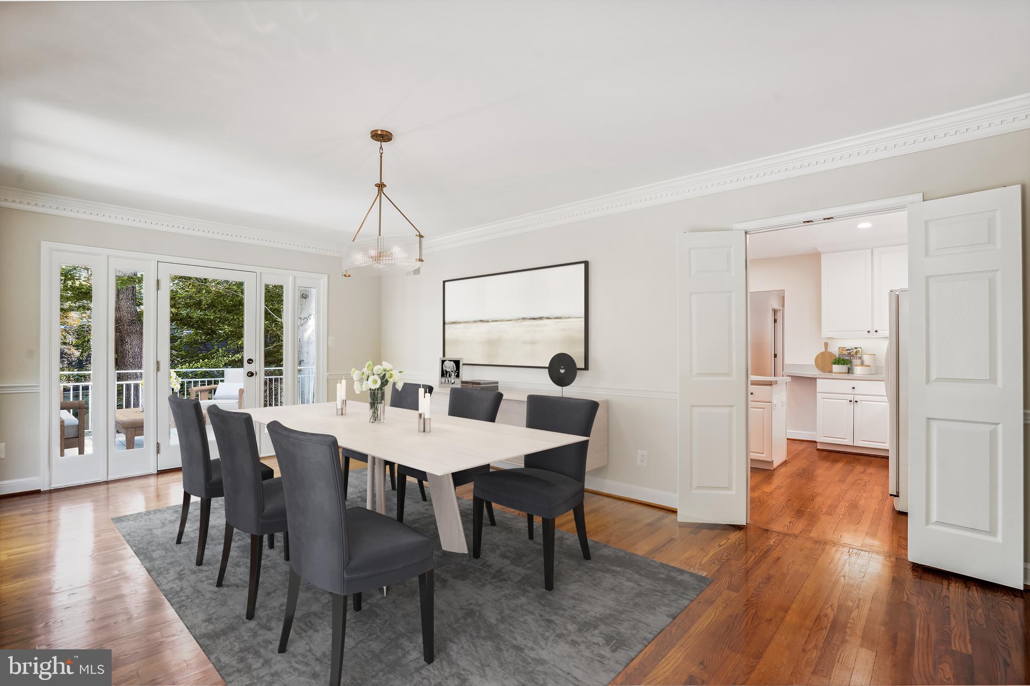 4119 North Ridgeview Road McLean, VA 22101 - Photo 10 of 56 Two words--the holidays!