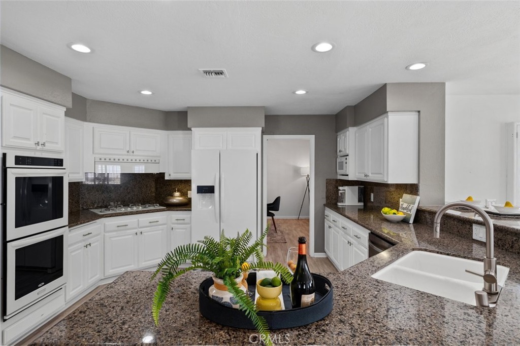 11061 Granger Place Porter Ranch, CA 91326 - Photo 33 of 54 Gallery Image 33