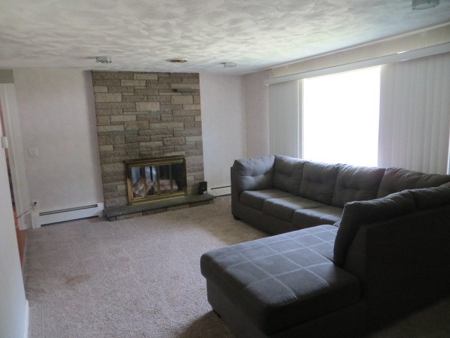 21 Serrel Sweet Road Johnston, RI 02919 - Photo 13 of 17 Gallery Image 13