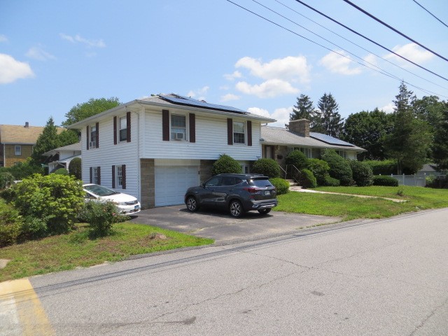 21 Serrel Sweet Road Johnston, RI 02919 - Photo 2 of 17 Gallery Image 2