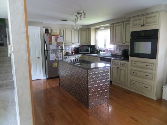 21 Serrel Sweet Road Johnston, RI 02919 - Photo 9 of 17 Gallery Image 9