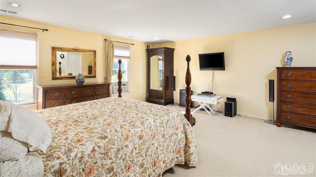 93 Petty Road Cranbury, NJ 08512 - Photo 25 of 41
