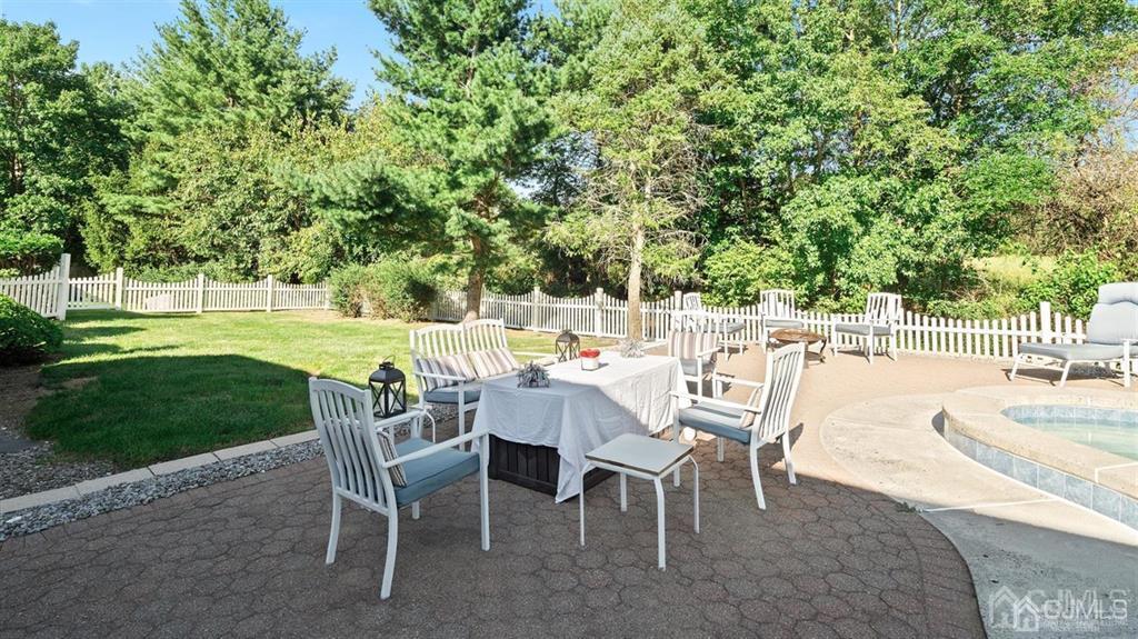 93 Petty Road Cranbury, NJ 08512 - Photo 32 of 41