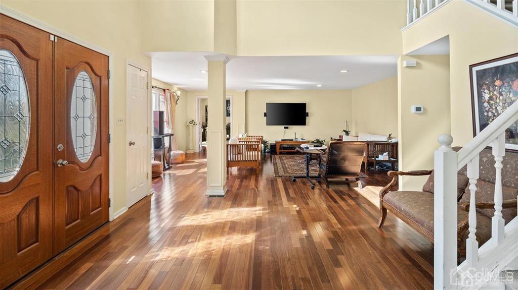 93 Petty Road Cranbury, NJ 08512 - Photo 5 of 41