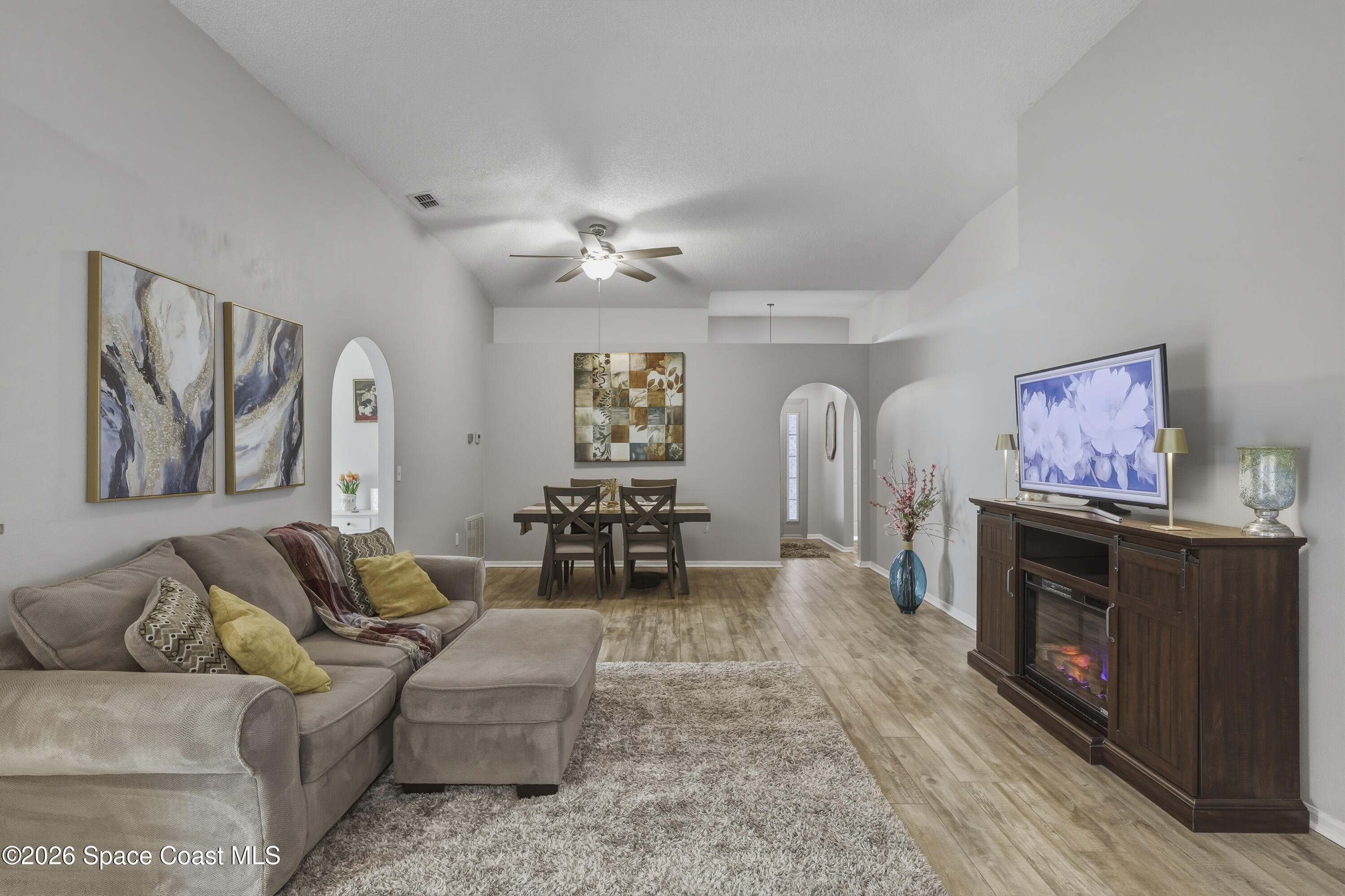2124 Spring Creek Circle Palm Bay, FL 32905 - Photo 5 of 54 14 (2)