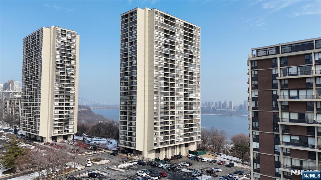 5 Horizon Road, Unit 203 Fort Lee, NJ 07024 - Photo 1 of 27