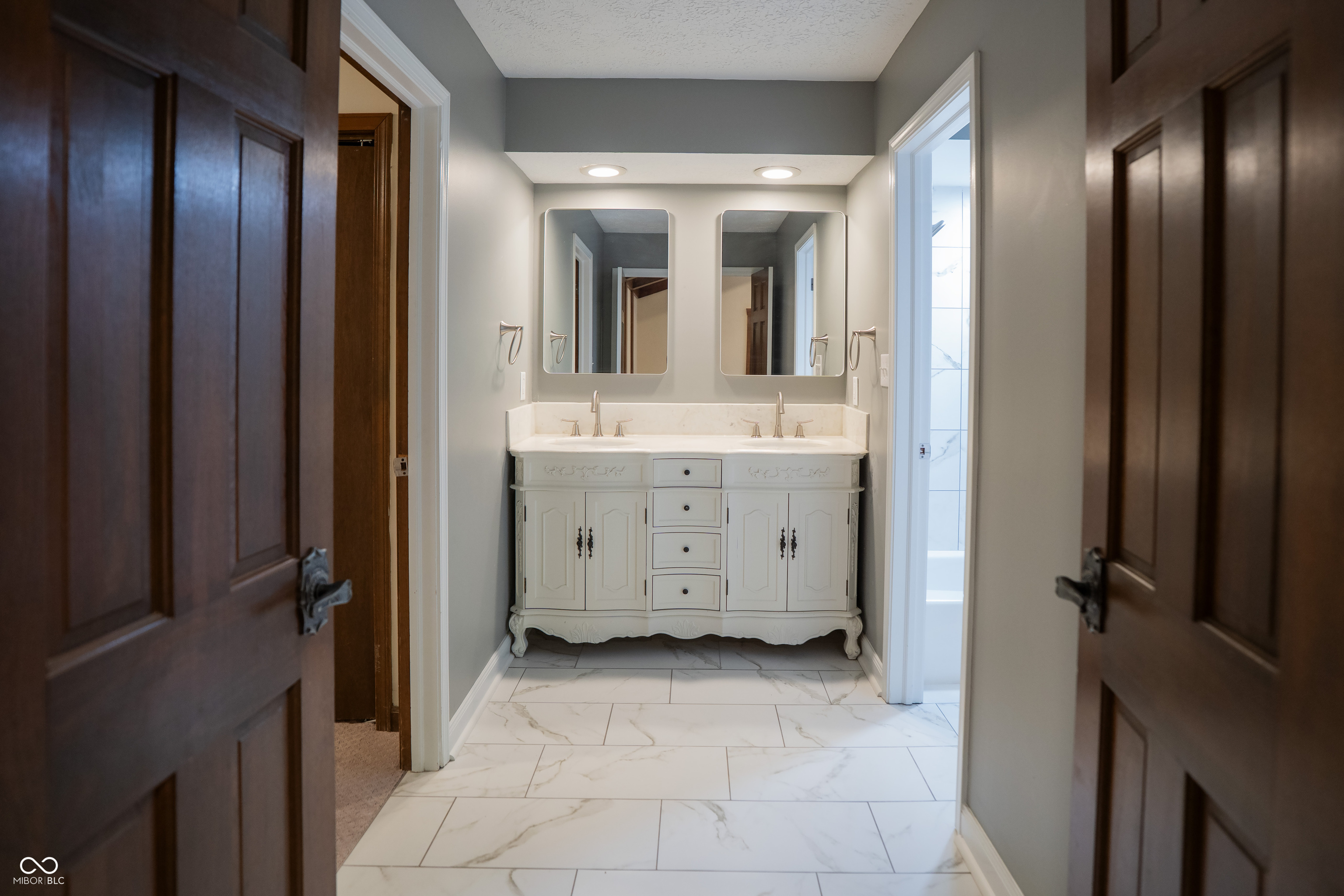 6235 Johnson Road Indianapolis, IN 46220 - Photo 46 of 73 Gallery Image 46