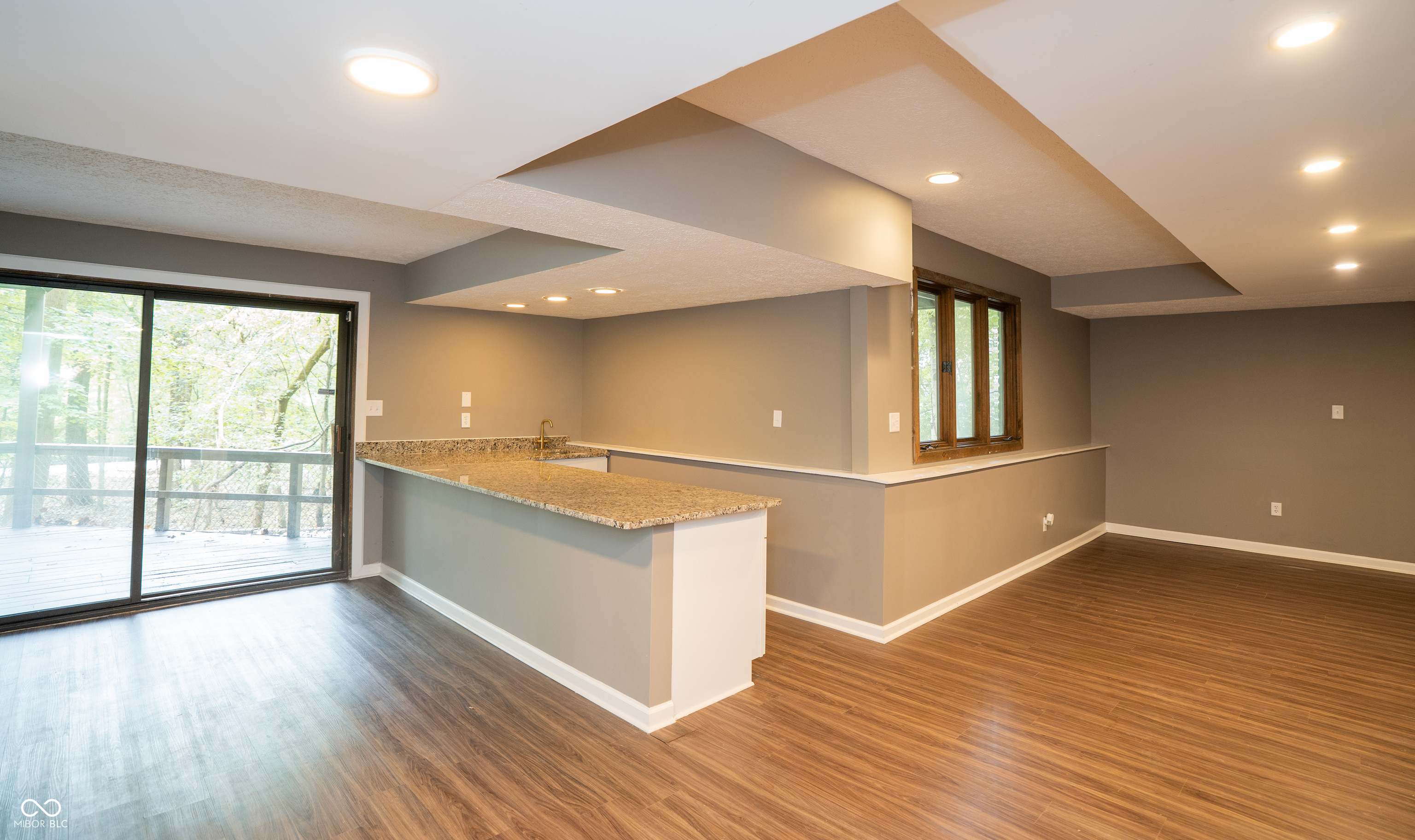 6235 Johnson Road Indianapolis, IN 46220 - Photo 7 of 73 Gallery Image 7
