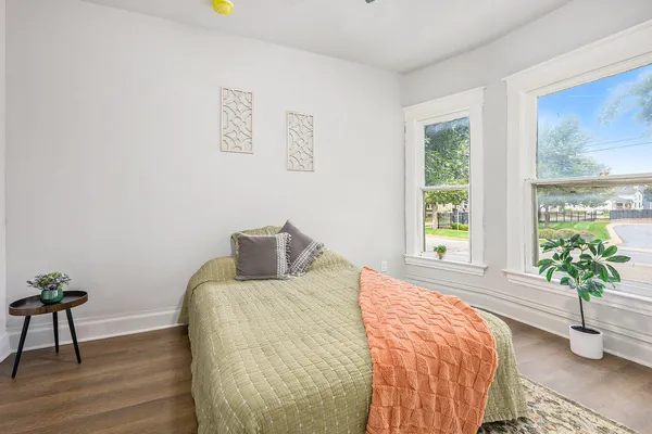$649,900 | 415 West Walnut Street, Kalamazoo, MI 49007