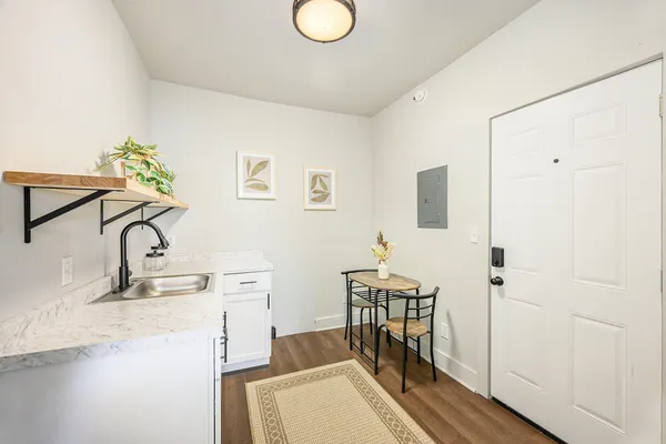 $649,900 | 415 West Walnut Street, Kalamazoo, MI 49007